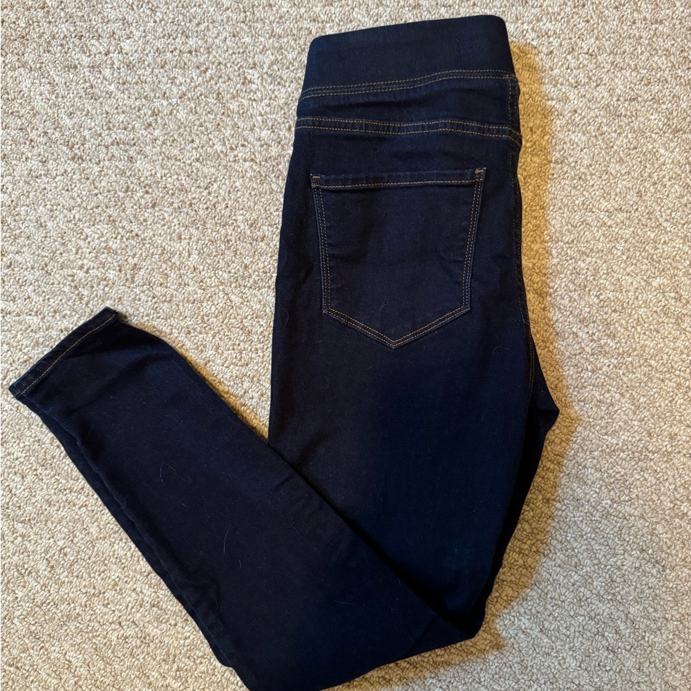 🌸OLD NAVY Rockstar Super Skinny Jeggings, mid-rise. NWOTs. Size 6 petite.